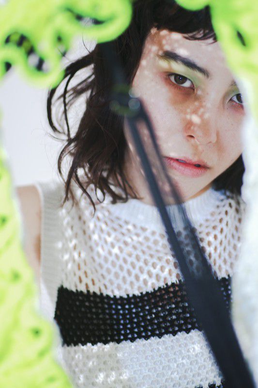 Edit: Ryoko Kuwahara | Photography: Yuichiro Noda | Styling : Masako Ogura  | Hair: Takao Hayashi  | Make-up: Yui Sakamoto | Model : Maika Loubte