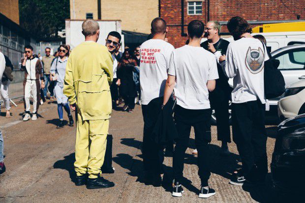 LFWM_0097Photography: Nobuko Baba | Edit: Ryoko Kuwahara | Streetsnap, London