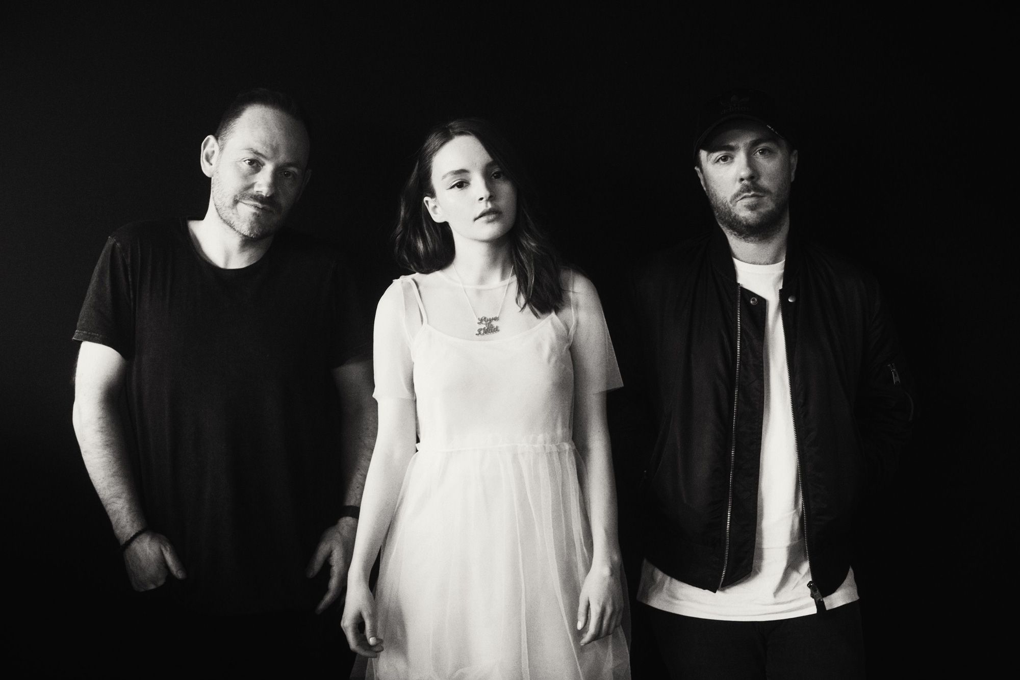 Interview With Chvrches About Love Is Dead Neol Jp Neol Jp
