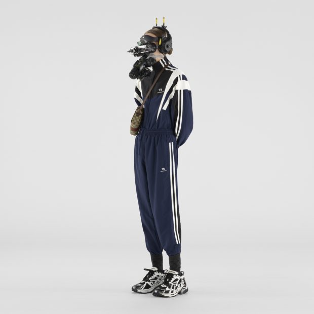 バレンシアガ 青山にてアーティスト池内 啓人による作品を展示