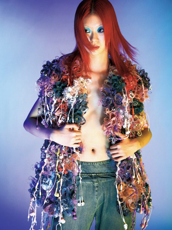 現実と拡張現実との煩わしさ。YUEQI QI 2024AW「MACHINES OF LOVING