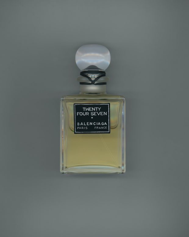 バレンシアガから10種のフレグランスコレクションが発売｜Infoseekニュース